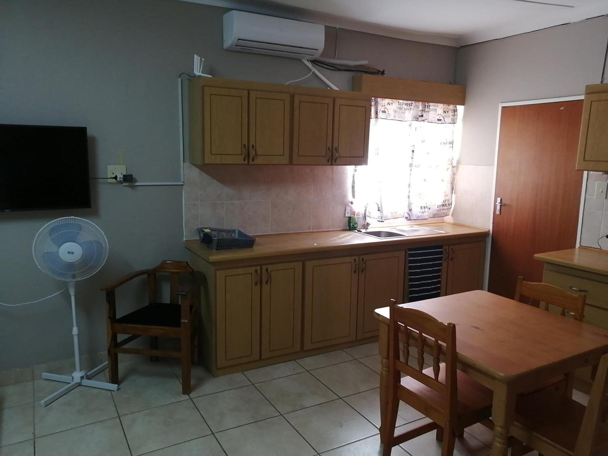 קימברלי Midway Overnight Rooms מראה חיצוני תמונה
