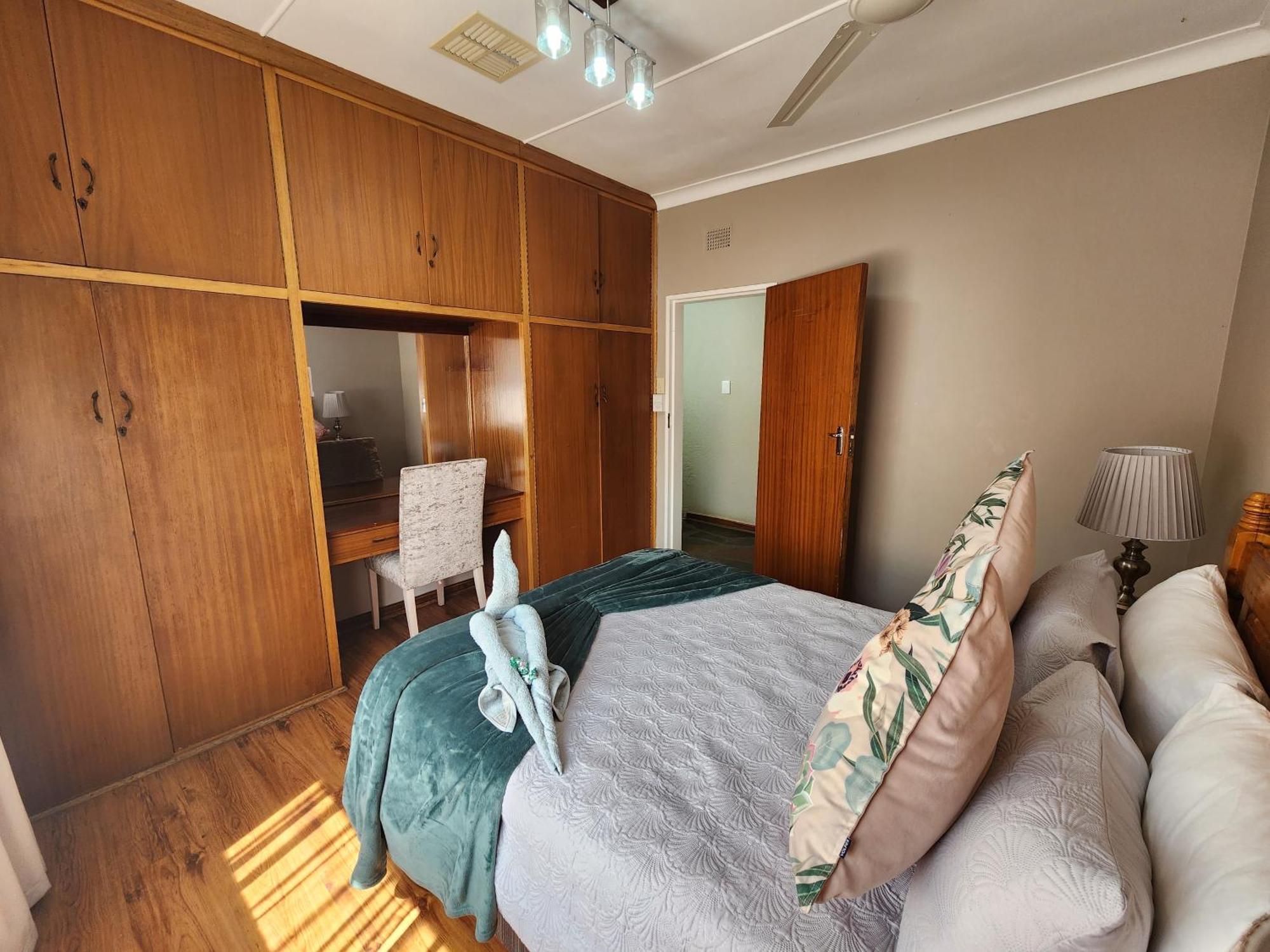 קימברלי Midway Overnight Rooms מראה חיצוני תמונה