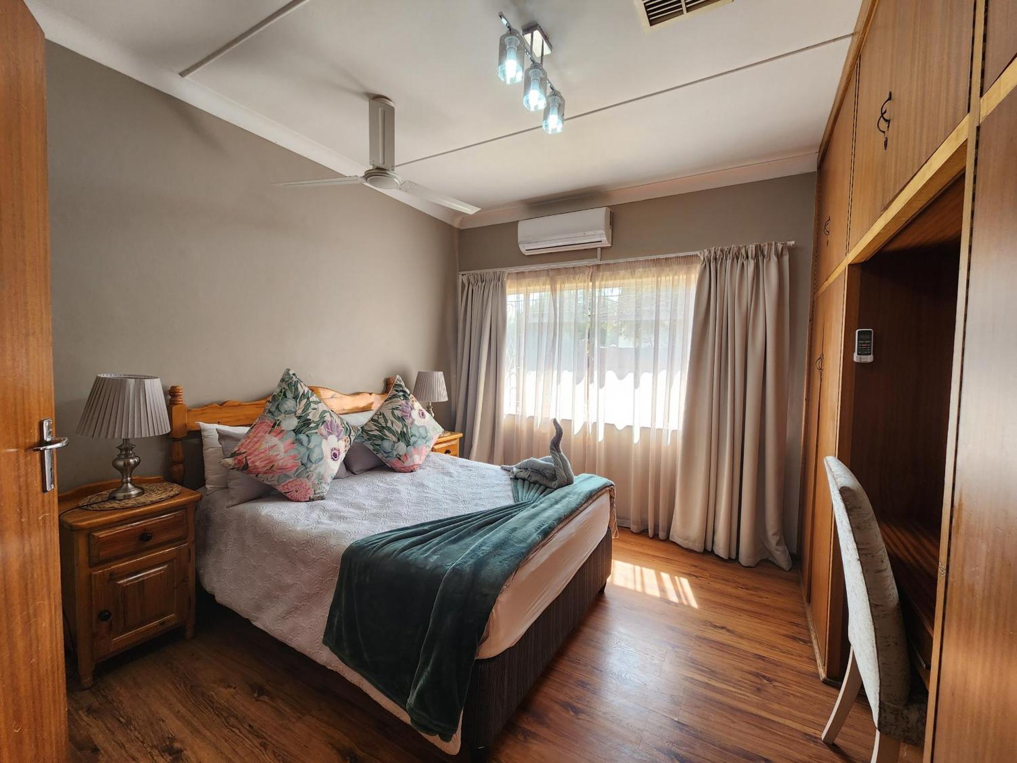 קימברלי Midway Overnight Rooms מראה חיצוני תמונה