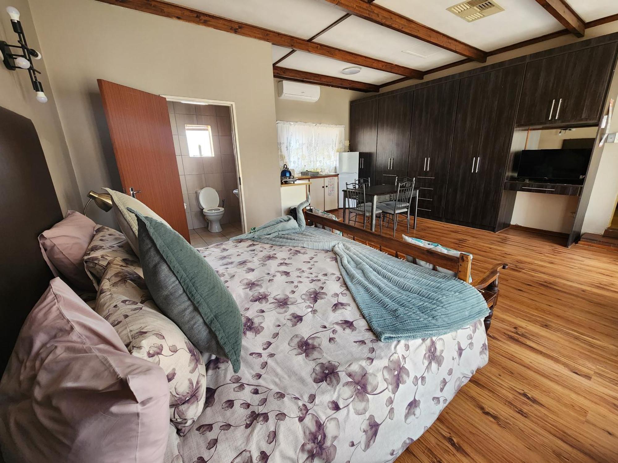 קימברלי Midway Overnight Rooms חדר תמונה